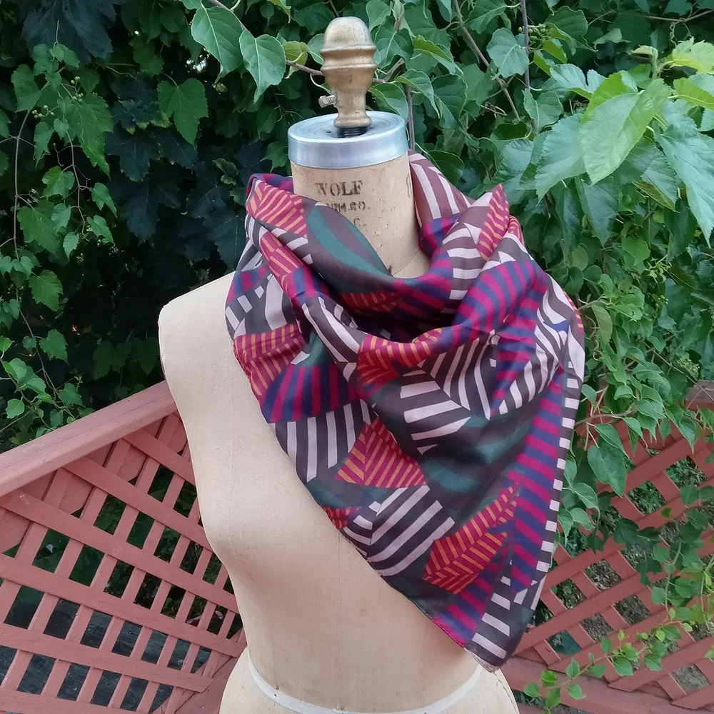 NWOT 100% Silk Scarf by Washington Gallery